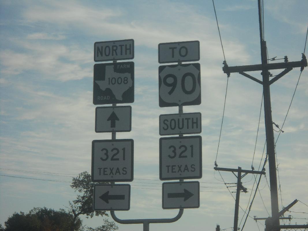Texas - Baumont to Houston - Early morning - Hwy 90